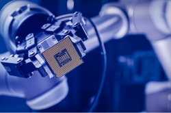 豪擲數十億！這四大龍頭加碼光芯片賽道，國產替代“突圍戰”來了？