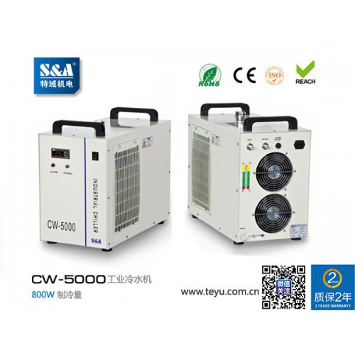 塑料擠出機配特域冷水機，防止螺杆加料段溫度過高