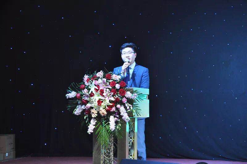凝聚夢想•同心同行 — 華俄激光2018春節聯歡晚會(hui) 圓滿結束
