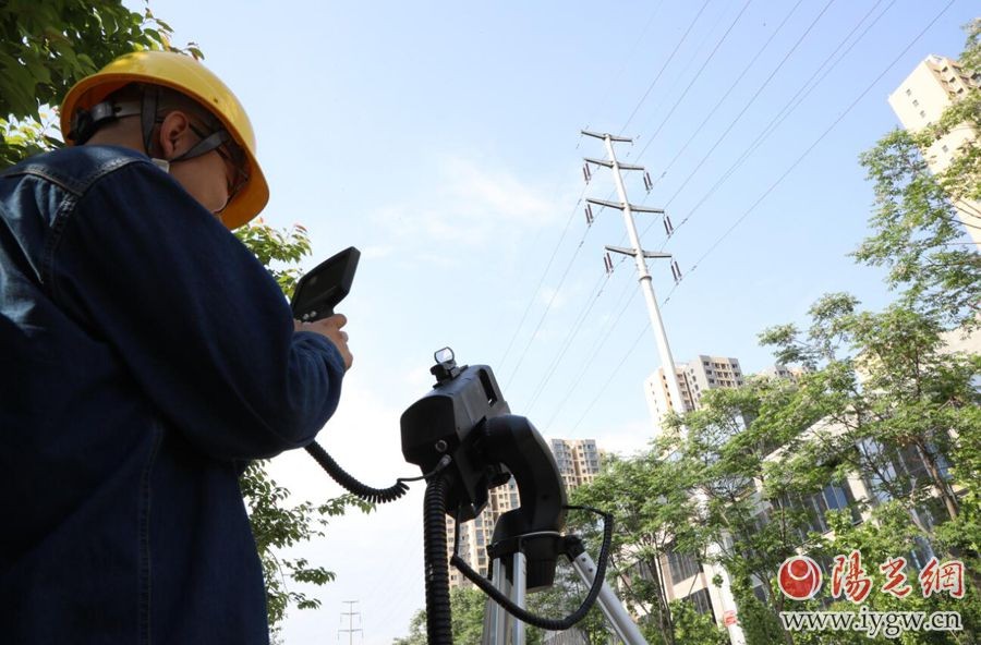 國網西鹹供電“激光炮”遠程清異物 除患再添新利器 國網西鹹供電“激光炮”遠程清異物 除患再添新利器