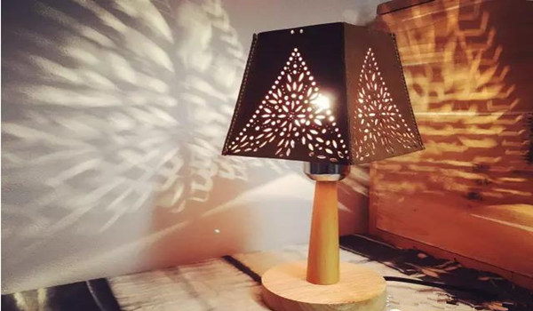 皮革上的各種小孔,激光打孔機都能做到嗎