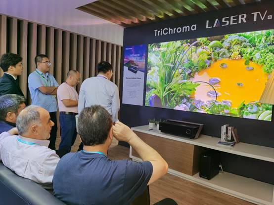 三家公司同時發布激光電視新品，這是咋了？