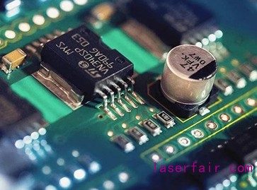 PCBjiguangdabiaojiyoushi.jpg PCBjiguangdabiaojiyoushi.jpg