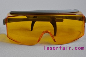 在這裏插入圖片描述