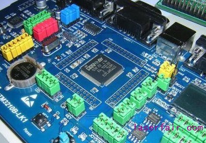 是什麽(me) 讓汽車電子PCBA的激光焊接加工發展利好？