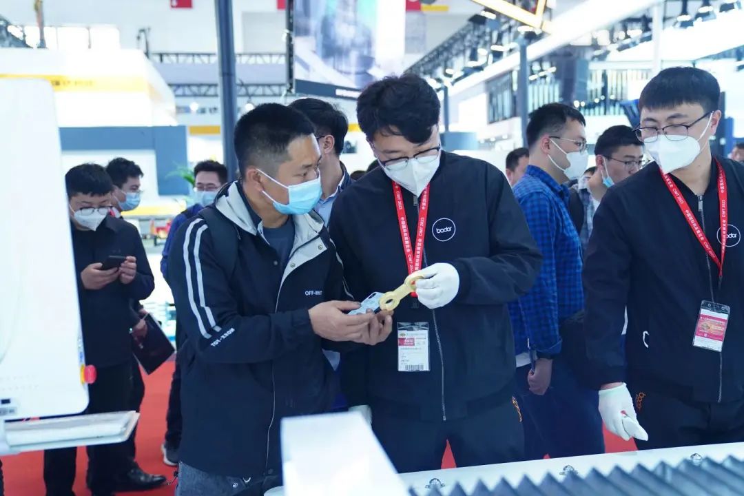 行業(ye) 新品類實力見證！邦德激光掃描切光耀CIMT2023