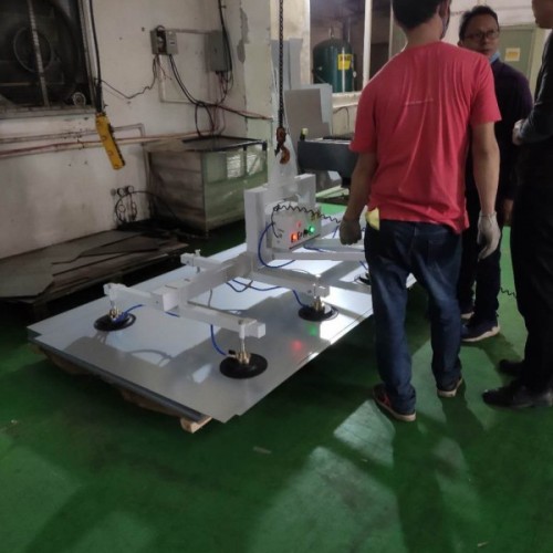 充電式金剛掌真空吸盤不鏽鋼鐵板材吊具激光切割機上下料