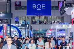 2025深圳國際全觸與顯示展盛大啟幕——走進視覺盛宴,觸摸AI+顯示科技的時代脈動