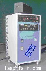 （b）新加坡製造技術研究院研製的二極管側(ce) 麵泵浦固體(ti) 激光器