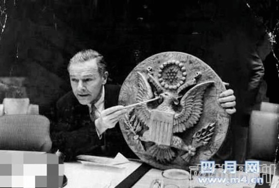 竊聽技術進化史：從(cong) 收音機到激光和網絡