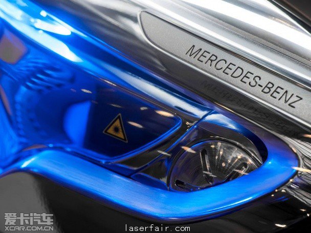 從(cong) 乙炔到激光 愛卡縱覽車燈的發展曆程