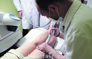 中山醫《家庭醫生》病理性皮膚研究中心斥資引進全球頂尖激光設備，輕鬆祛除疤痕再創奇跡，建立世界疤痕治療金標準