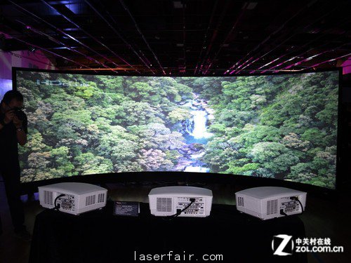 影無界冠未來 2013秋奧圖碼新品發布會(hui)  