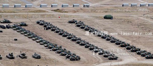 美：殲10掛裝激光製導炸彈十分適合反恐戰場