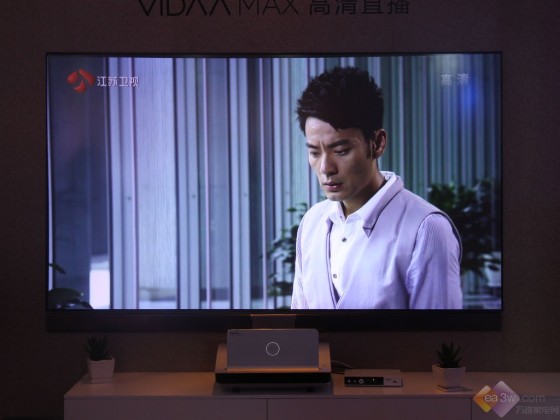 打造百寸客廳影院 海信VIDAA MAX簡評